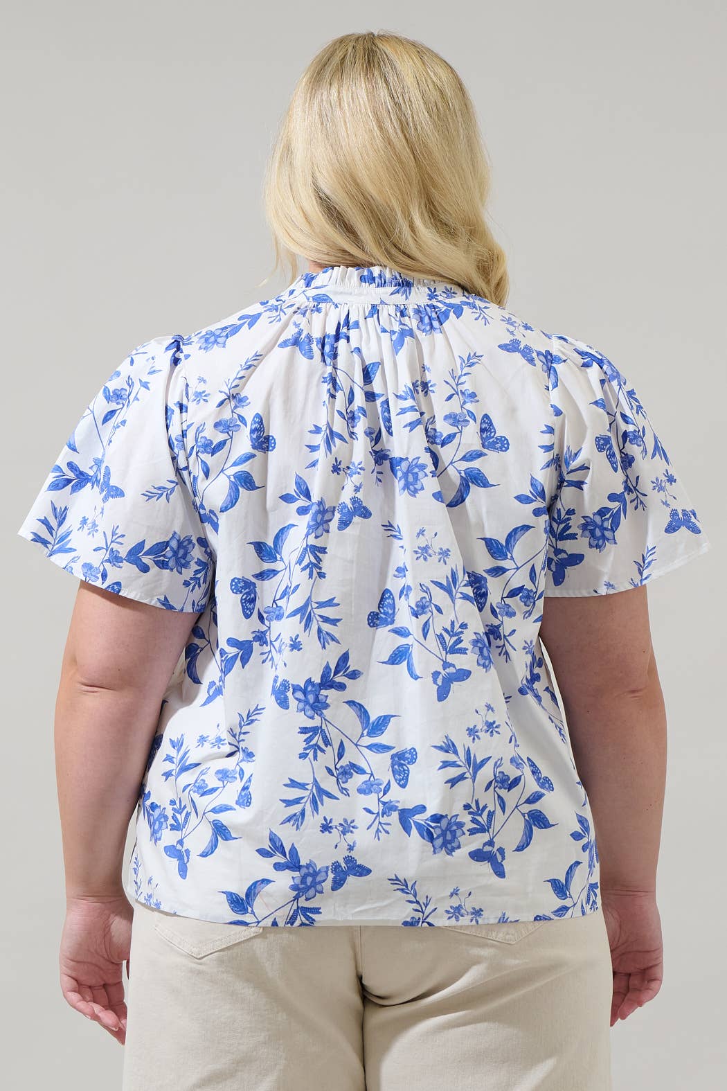 Curvy Leya Floral Top